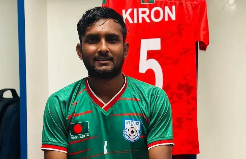নামের মতোই কিরণ ছড়াচ্ছেন জাকসুর ক্রীড়া সম্পাদক কিরণ